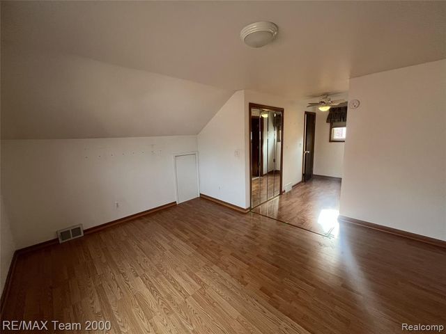 2218 Geneva Street, Dearborn, MI 48124