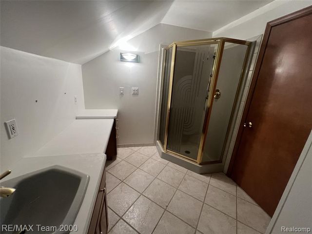 2218 Geneva Street, Dearborn, MI 48124