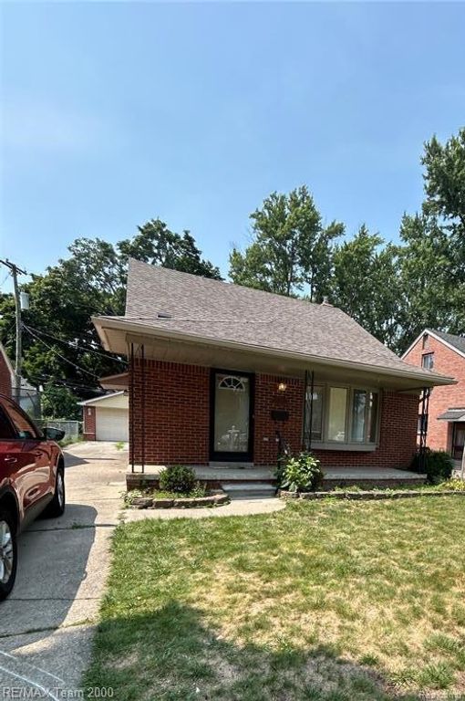 2218 Geneva Street, Dearborn, MI 48124