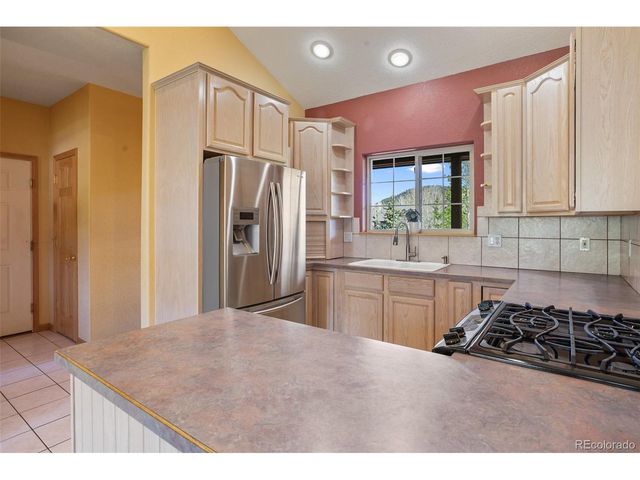 427 Gray Horse Cir, Woodland Park, CO 80863