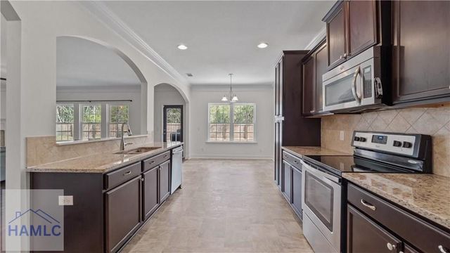 11 Greenbriar Street NE, Ludowici, GA 31316