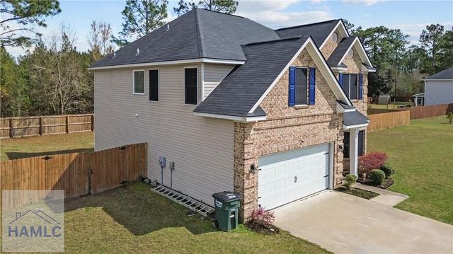 11 Greenbriar Street NE, Ludowici, GA 31316