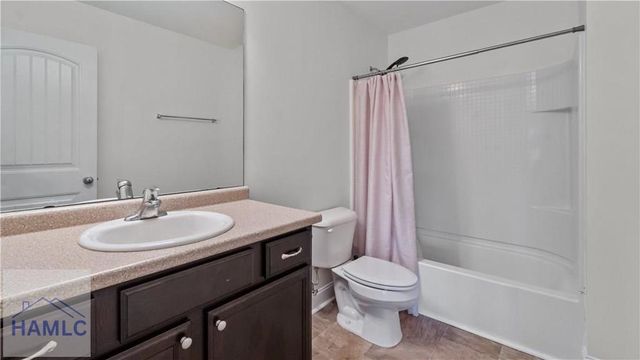 11 Greenbriar Street NE, Ludowici, GA 31316