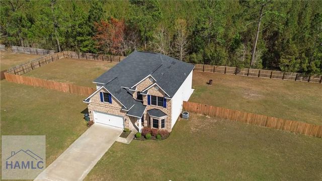 11 Greenbriar Street NE, Ludowici, GA 31316