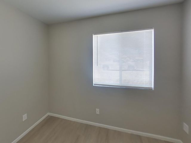 10921 W Turney Avenue, Phoenix, AZ 85037