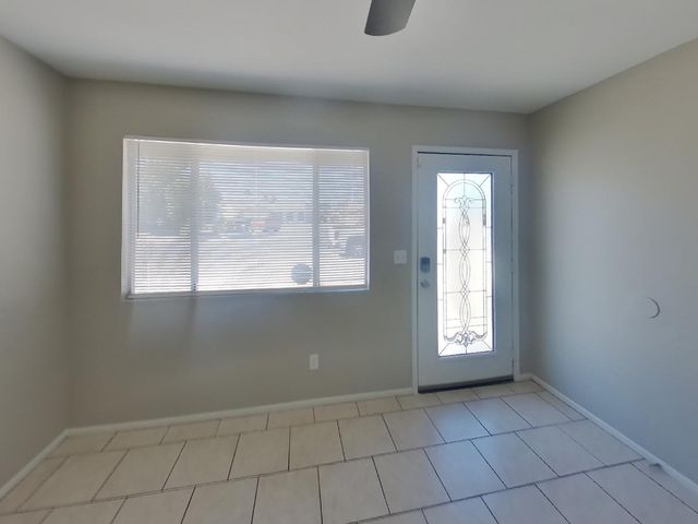10921 W Turney Avenue, Phoenix, AZ 85037
