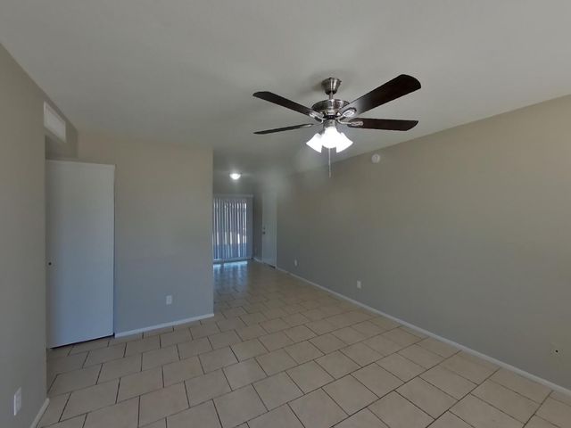 10921 W Turney Avenue, Phoenix, AZ 85037