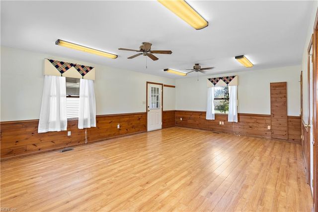 12351 Titus Point LN, Carrollton, VA 23314