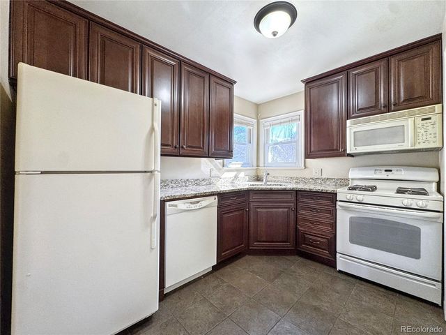 1050 E Bates Parkway, Englewood, CO 80113