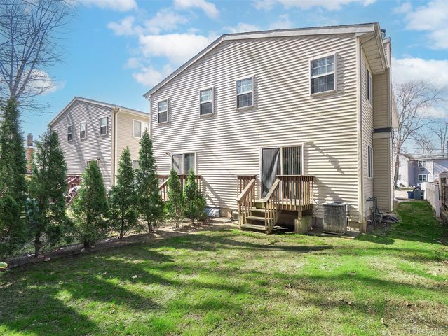 78B Ashwood Road, Port Washington, NY 11050