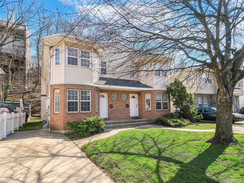 78B Ashwood Road, Port Washington, NY 11050