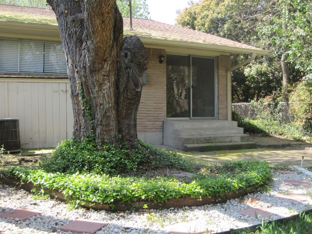 6545 Ascot Lane, Dallas, TX 75214