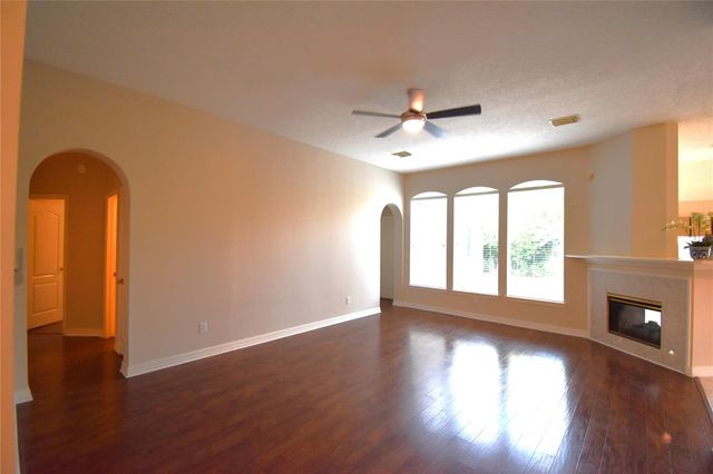 13806 Layton Hills Drive, Cypress, TX 77429