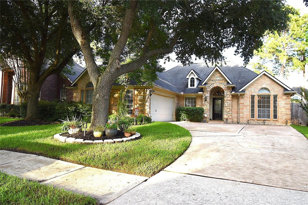 13806 Layton Hills Drive, Cypress, TX 77429