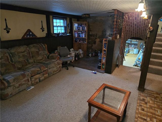 18507 E 231st Street, Harrisonville, MO 64701