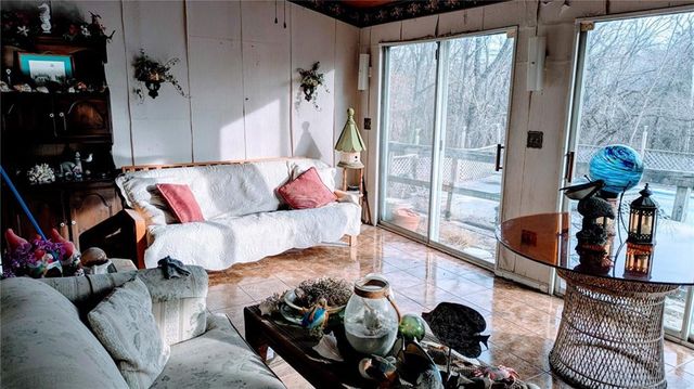 18507 E 231st Street, Harrisonville, MO 64701