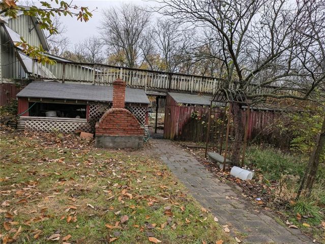 18507 E 231st Street, Harrisonville, MO 64701