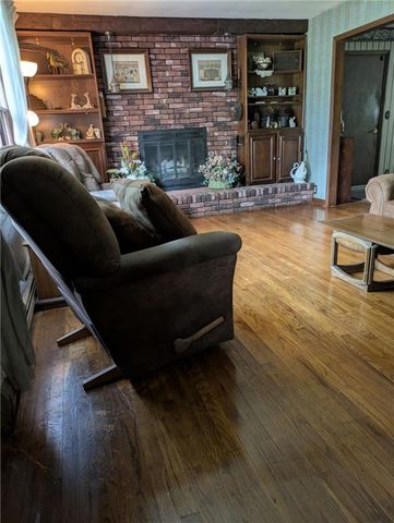 18507 E 231st Street, Harrisonville, MO 64701