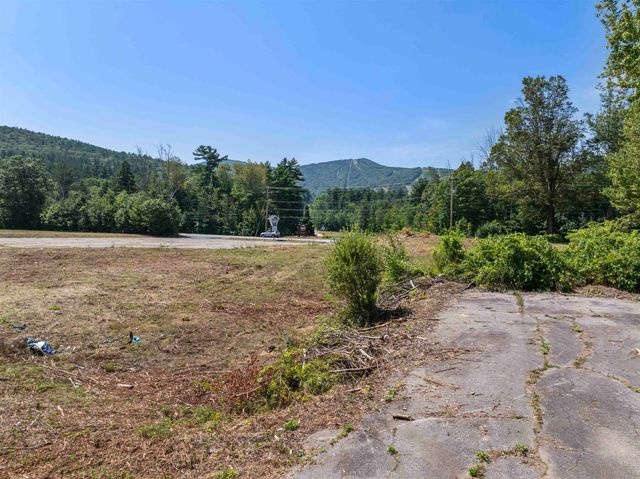 700-720 Cherry Valley Road, Gilford, NH 03249