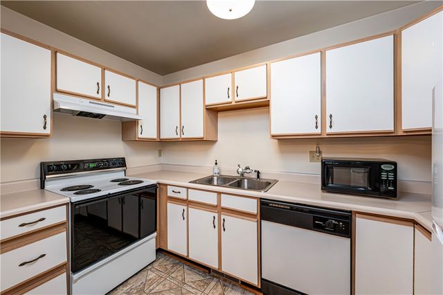 521 Bush Way, City Of Greensburg, PA 15601