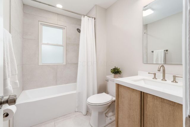 884 S Chesterfield Road, Columbus, OH 43209
