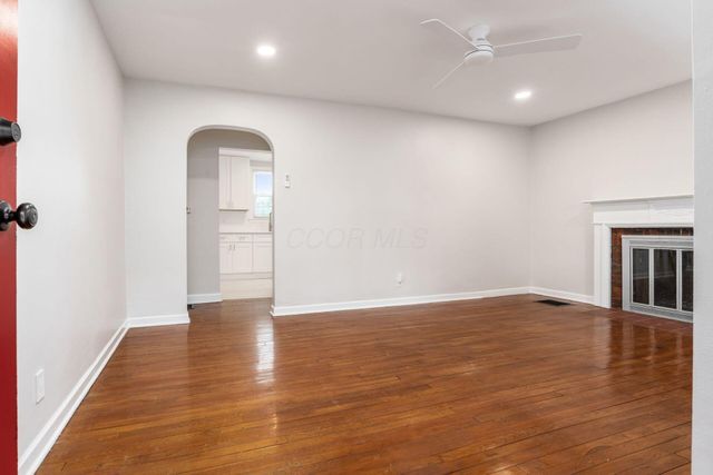 884 S Chesterfield Road, Columbus, OH 43209