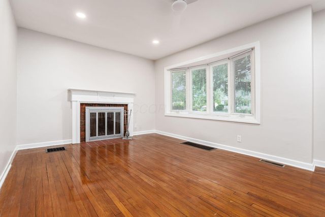 884 S Chesterfield Road, Columbus, OH 43209