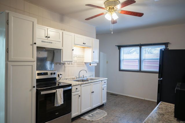 815 Church Street, Grandview, IN 47615