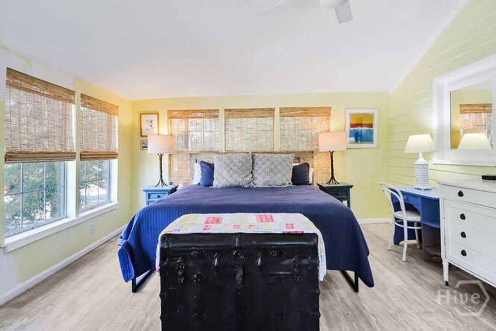 Image 28 of property listing at 712 2nd Avenue, Tybee Island, GA 31328