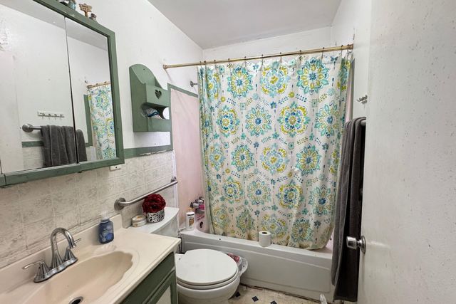 7912 Ford Street, Houston, TX 77012