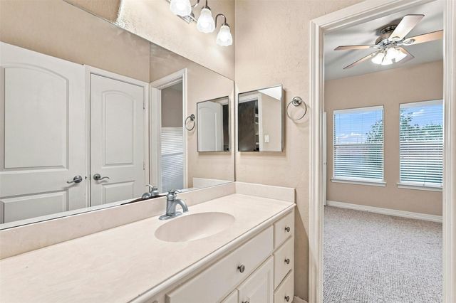 1726 Parklake Village, Katy, TX 77450