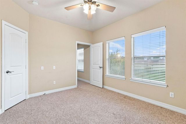 1726 Parklake Village, Katy, TX 77450