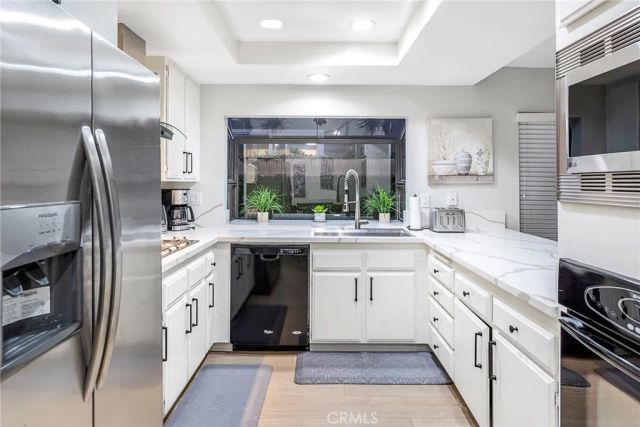 13 W Glorieta, Irvine, CA 92620