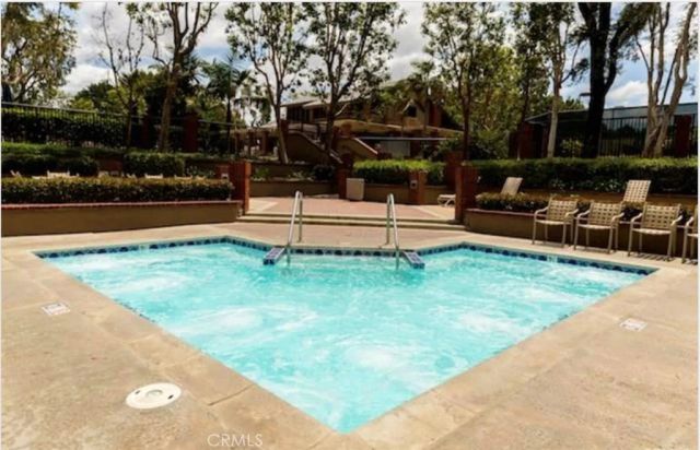 13 W Glorieta, Irvine, CA 92620