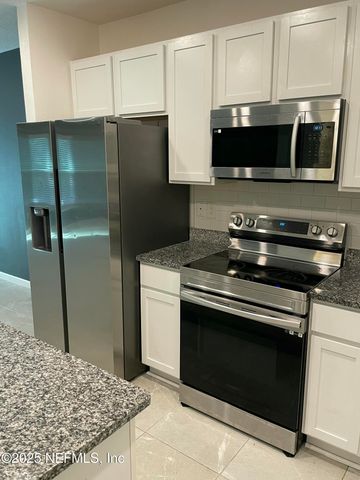 3233 PENNY COVE Lane, Jacksonville, FL 32218