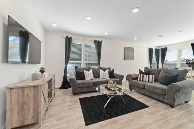 6543 White Tail Court, Richmond, TX 77406