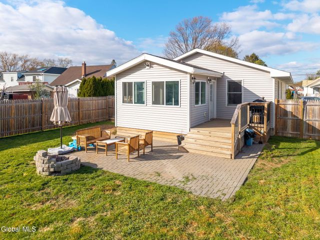 1100 Laura Street, Rotterdam, NY 12306