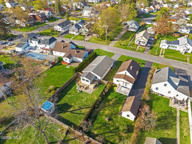 1100 Laura Street, Rotterdam, NY 12306