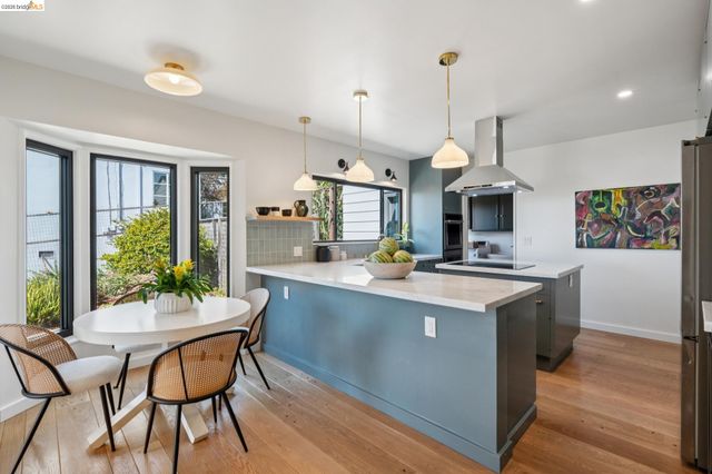 38 Highgate, Kensington, CA 94707
