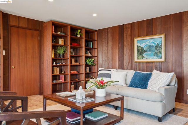 38 Highgate, Kensington, CA 94707