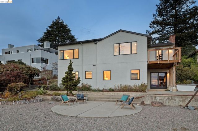 38 Highgate, Kensington, CA 94707
