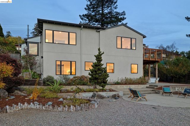 38 Highgate, Kensington, CA 94707