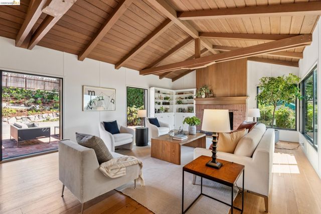 38 Highgate, Kensington, CA 94707