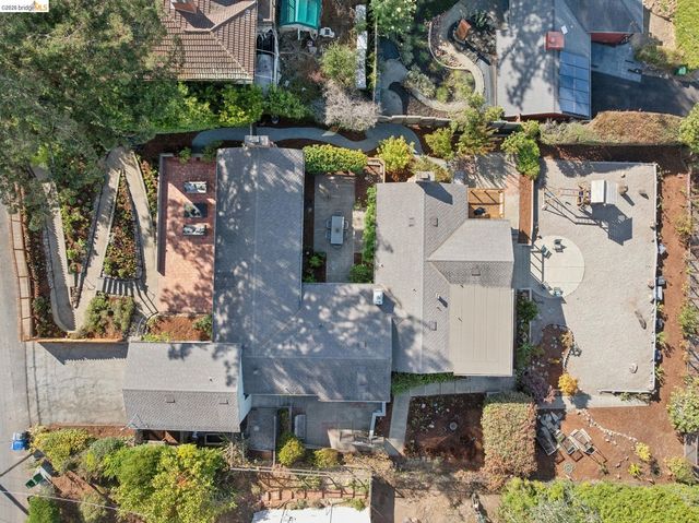 38 Highgate, Kensington, CA 94707