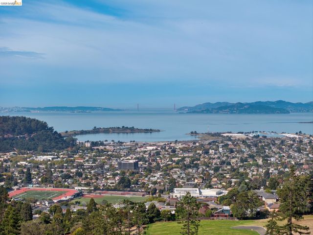 38 Highgate, Kensington, CA 94707