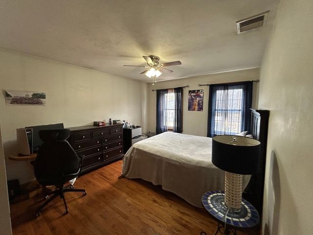 4 Robinette Rd, Stoughton, MA 02072