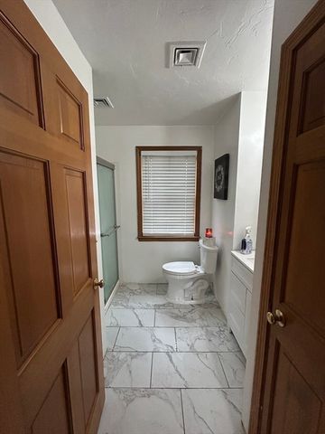 4 Robinette Rd, Stoughton, MA 02072