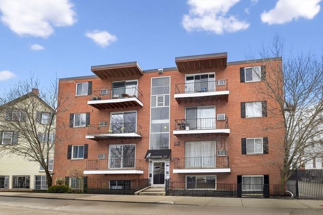 8 Kittredge 10, Boston, MA 02131