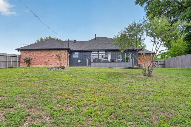1002 Capetown Drive, Grand Prairie, TX 75050