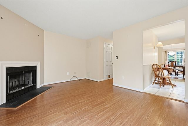 3301 Maple Brook Road 301, Bellingham, MA 02019